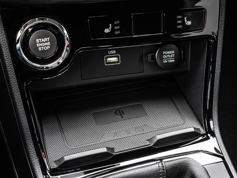 KORANDO 1,5GDI MT 2WD STYLE+ TECH MY25 Stříbrná