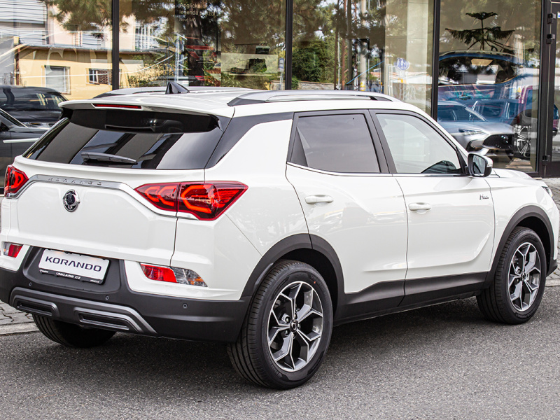 KORANDO 1,5GDI MT 2WD STYLE+ bílá