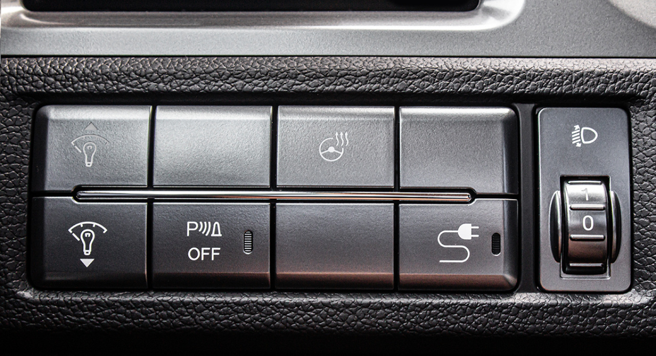 KORANDO 1,5GDI MT 2WD STYLE+ bílá