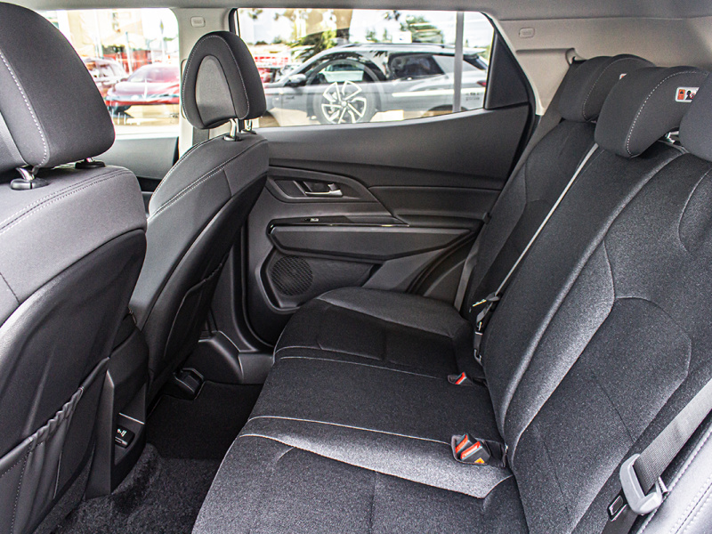 KORANDO 1,5GDI MT 2WD STYLE+ bílá
