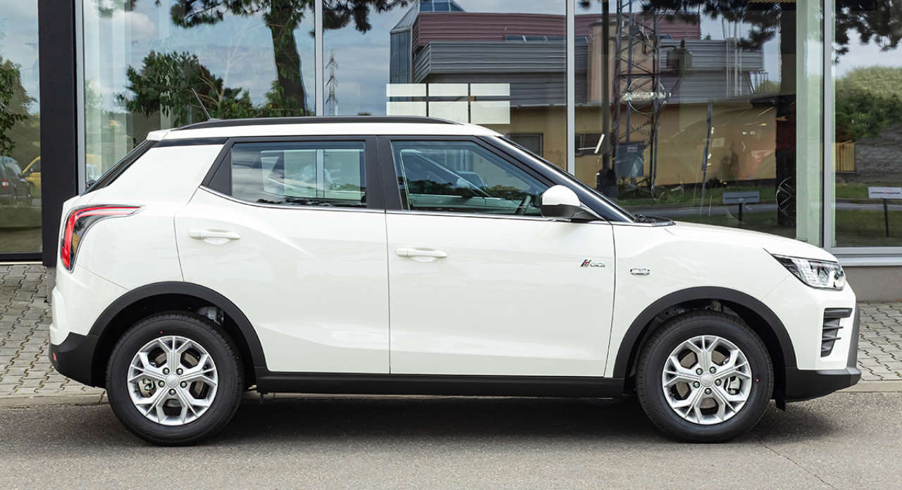 TIVOLI X170 1,5GDI AT 2WD STYLE, aut klima Bílá
