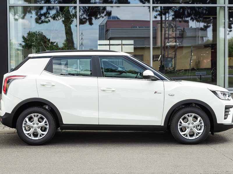 TIVOLI X170 1,5GDI AT 2WD STYLE, aut klima Bílá