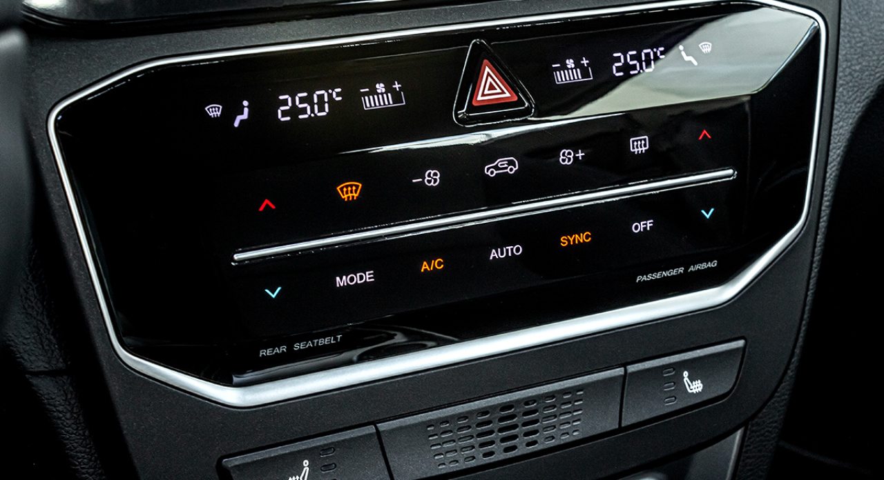TIVOLI X170 1,5GDI AT 2WD STYLE, aut klima Bílá