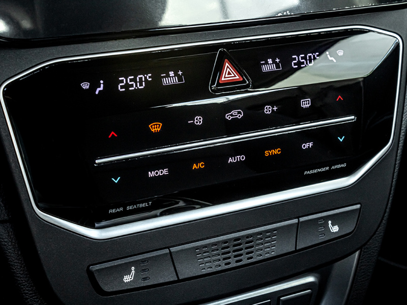 TIVOLI X170 1,5GDI AT 2WD STYLE, aut klima Bílá