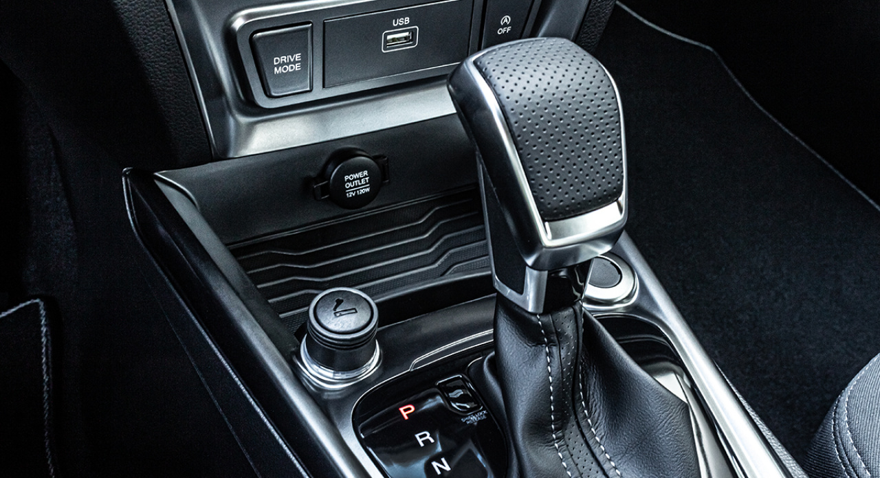 TIVOLI X170 1,5GDI AT 2WD STYLE, aut klima Bílá