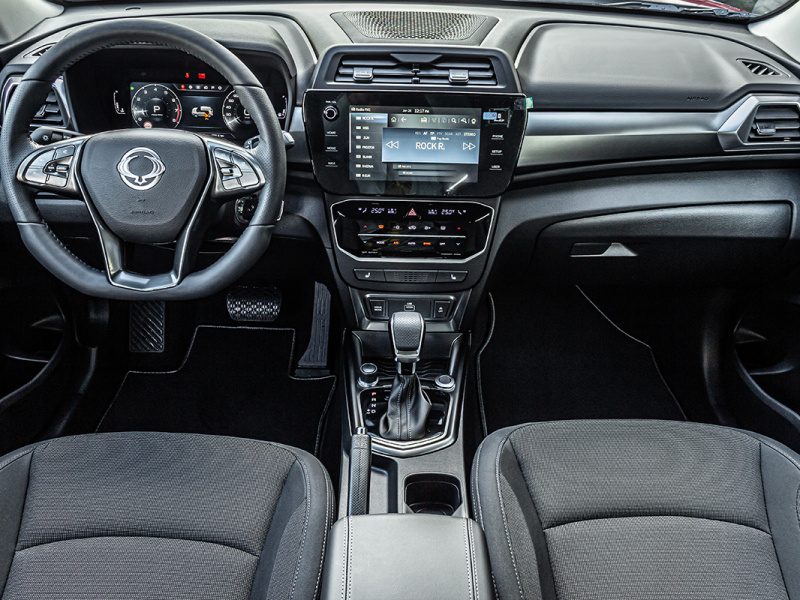 TIVOLI X170 1,5GDI AT 2WD STYLE, aut klima Bílá