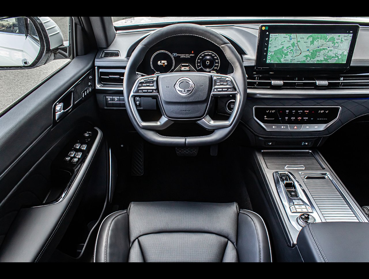REXTON 2,2e-XDI 4WD Shift-by-wire MY24 Black Editi bílá