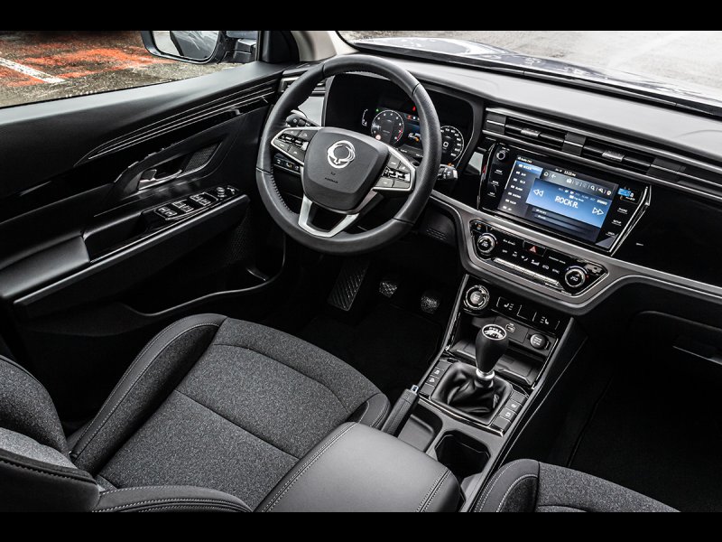 KORANDO 1,5GDI MT 2WD STYLE+ TECH MY24 Bílá