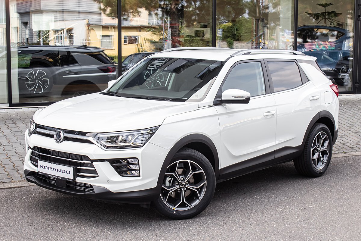 KORANDO 1,5GDI MT 2WD STYLE+ TECH MY25 Bílá