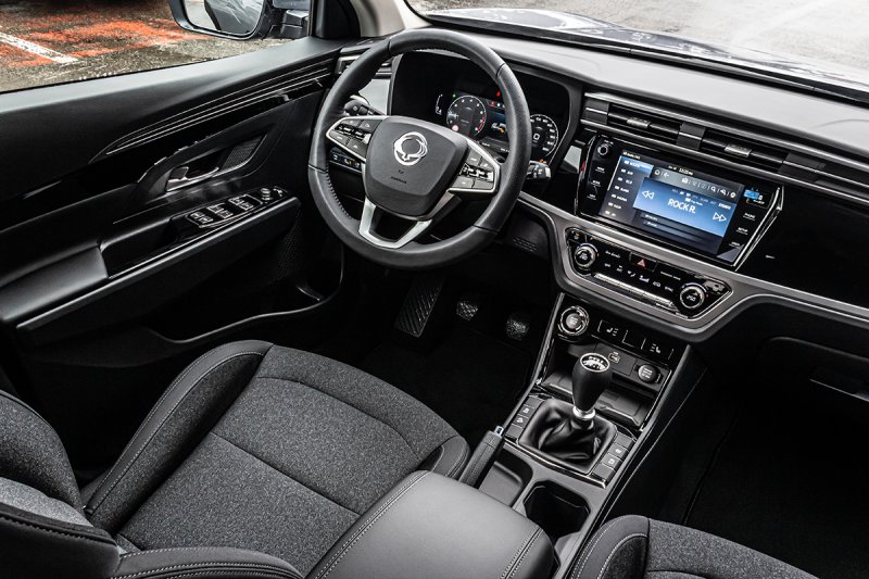 KORANDO 1,5GDI MT 2WD STYLE+ TECH MY25 Bílá