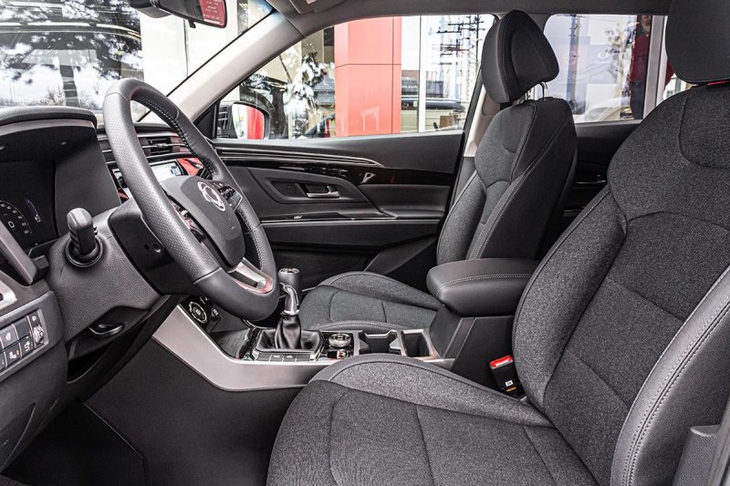 KGM Korando 1,5 T GDI 4WD MT Style + TECH