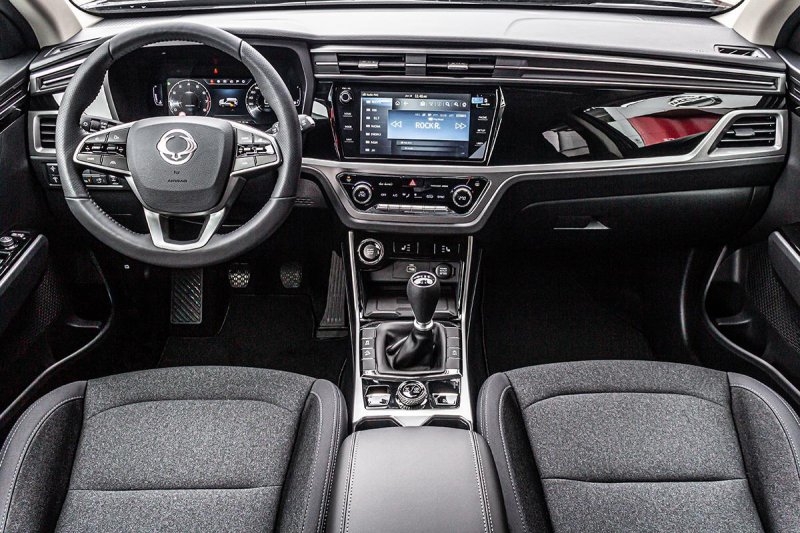 KGM Korando 1,5 T GDI 4WD MT Style + TECH