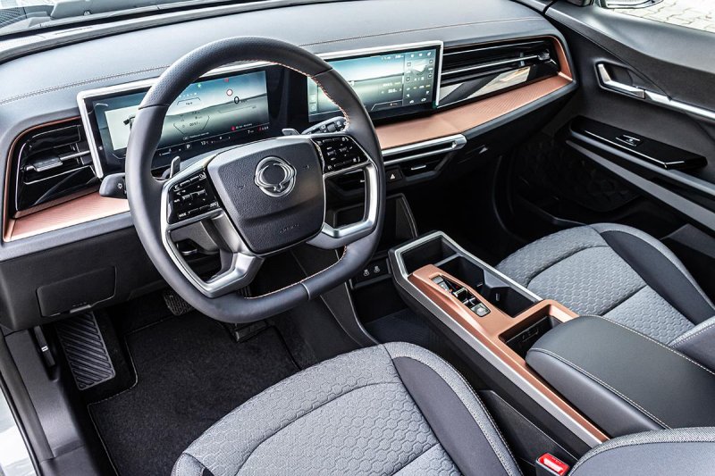 KGM Torres 1,5 GDI 4WD AT Style