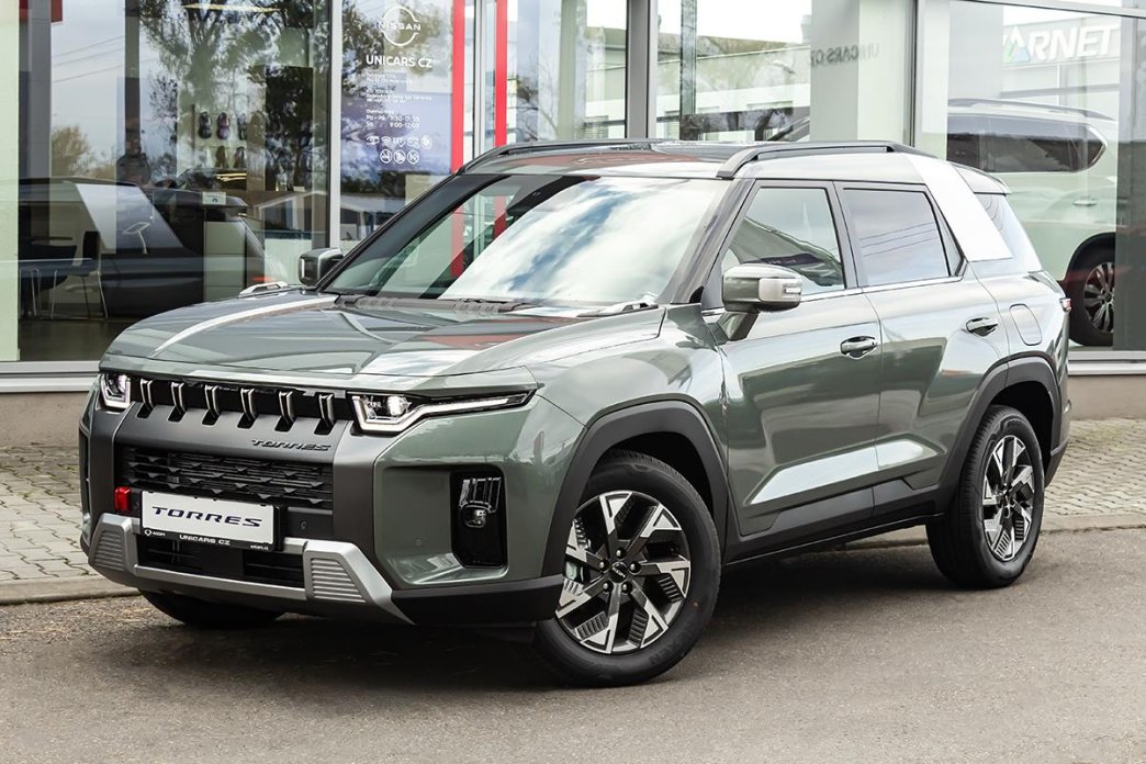 KGM Torres 1,5 HEV J140 MY25 STYLE