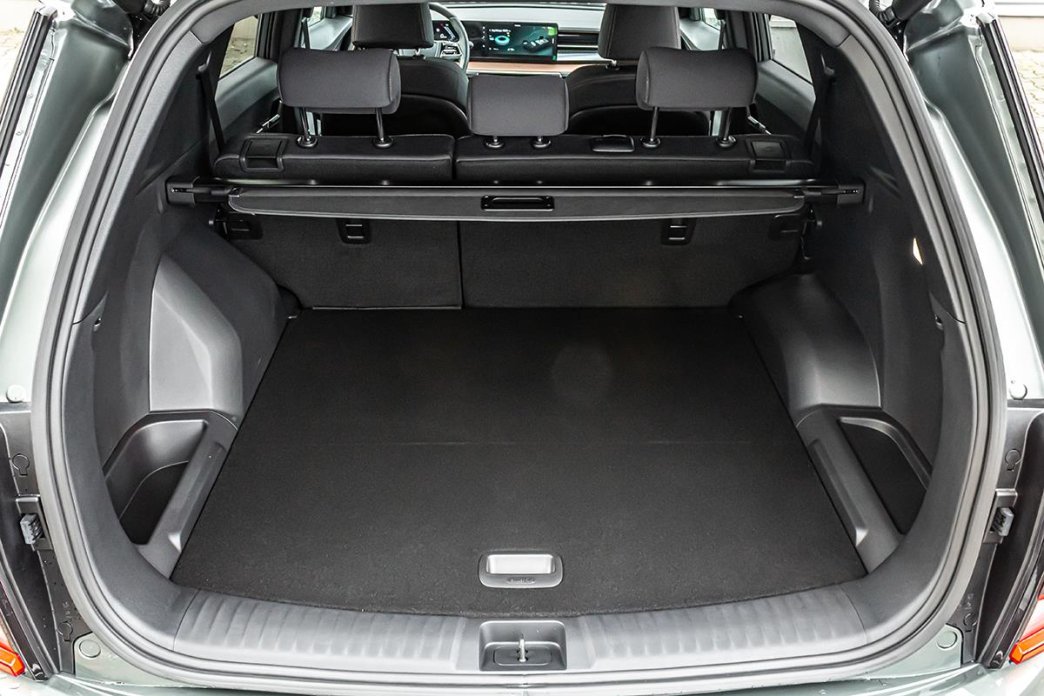 KGM Torres 1,5 HEV J140 MY25 STYLE