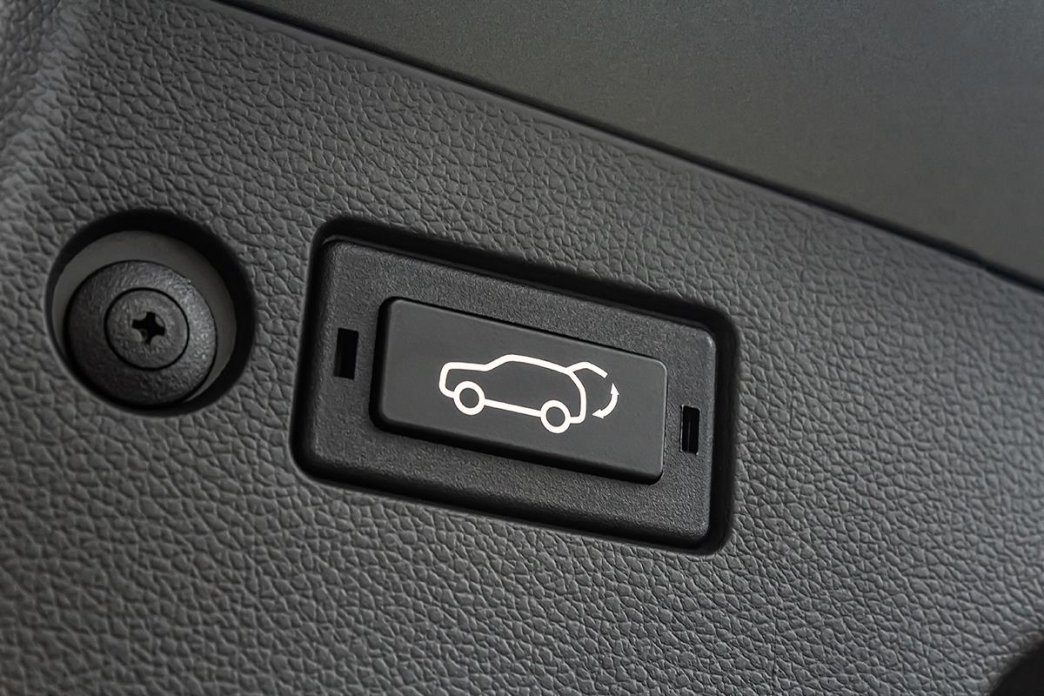 KGM Torres 1,5 HEV J140 MY25 STYLE