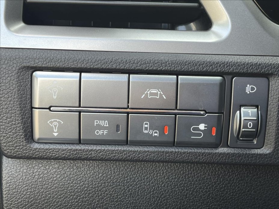 KGM Korando 1,5 GDI  Clever AT 4WD