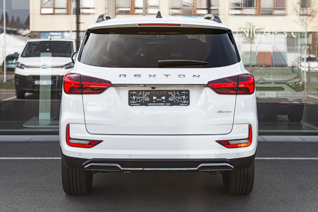 KGM Rexton 2,2 e-XDI PREMIUM+ BLACK paket