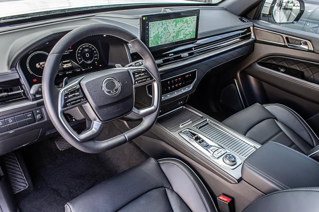 KGM Rexton 2,2 e-XDI PREMIUM+ BLACK paket