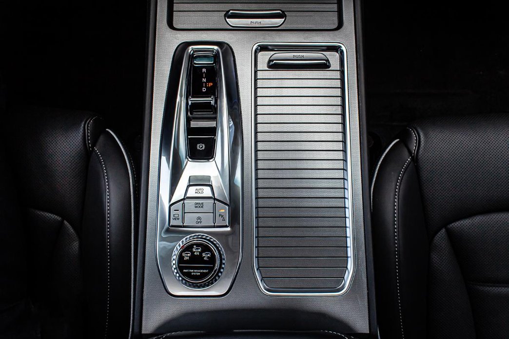 KGM Rexton 2,2 e-XDI PREMIUM+ BLACK paket