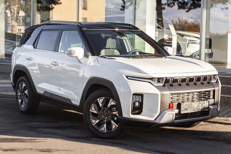 KGM Torres 1,5 HEV J140 MY25 STYLE